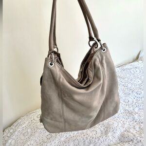 La Diva Italian leather gray tan pebble shoulder bag purse tote